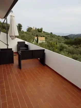 Tek Büyük Yataklı Oda, Balkon, Deniz Manzaralı