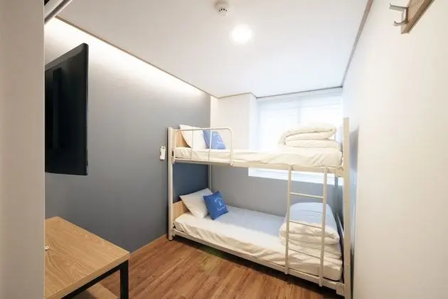 İki Ayrı Yataklı Oda (Bunk Twin Room)