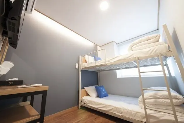 İki Ayrı Yataklı Oda (Bunk Twin Room)