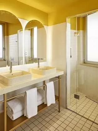 Tek Büyük Yataklı Oda, 1 Çift Kişilik Yatak (Medium Mama)