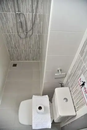 Grand Tek Büyük Yataklı Oda
