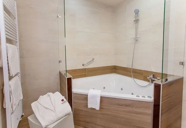 Ambassador Suite
