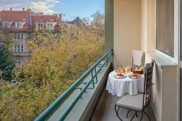 Deluxe Tek Büyük veya İki Ayrı Yataklı Oda