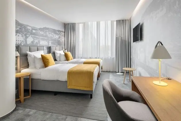 Deluxe Tek Büyük veya İki Ayrı Yataklı Oda