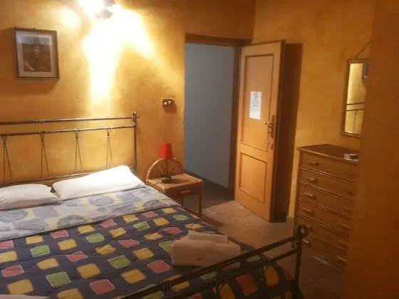 Tek Büyük Yataklı Oda