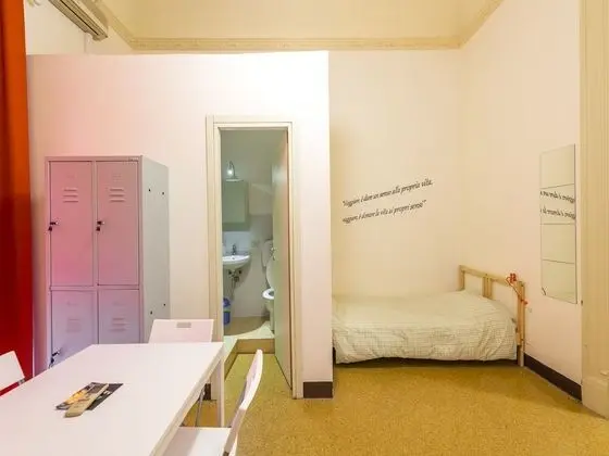 Comfort Dört Kişilik Oda, Özel Banyo
