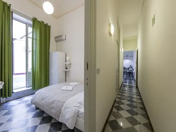 Standard Tek Büyük Yataklı Oda, Ortak Banyo