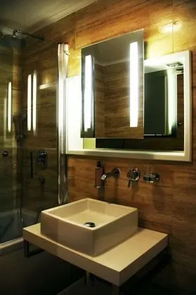 Superior Tek Büyük Yataklı Oda (Free Wellness)