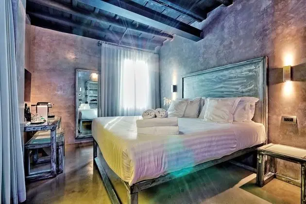 Superior Tek Büyük Yataklı Oda