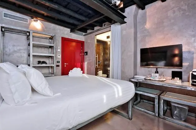 Superior Tek Büyük Yataklı Oda