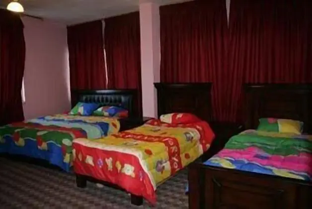Üç Kişilik Oda