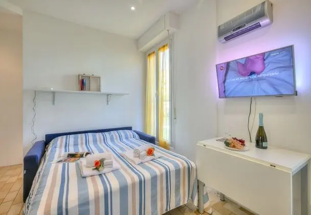 Standard Stüdyo (Mameli 42 450mt From The Sea)