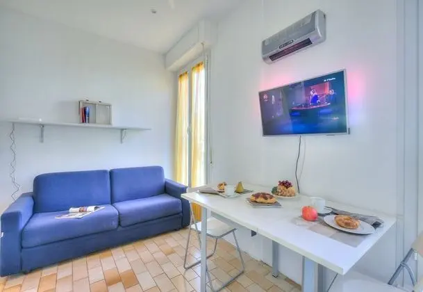 Standard Stüdyo (Mameli 42 450mt From The Sea)