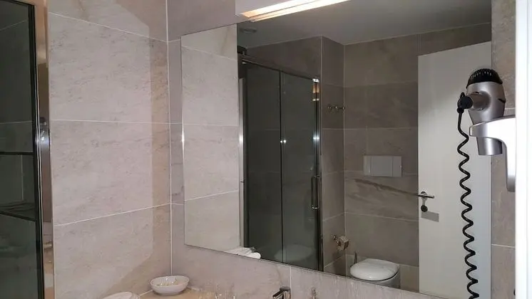 Junior Süit, 1 Büyük (Queen) Boy Yatak, Tepe Manzaralı (Spa Access)