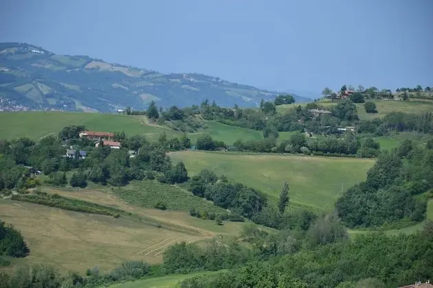 Junior Süit, 1 Büyük (Queen) Boy Yatak, Tepe Manzaralı (Spa Access)