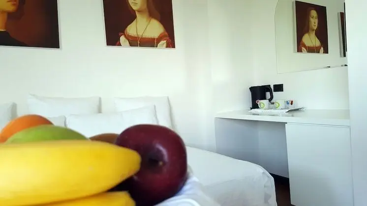 Junior Üç Kişilik Oda, Birden Çok Yatak, 2 Banyolu, Tepe Manzaralı