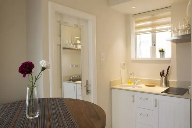 Design Stüdyo, 1 En Büyük (King) Boy Yatak ve Çekyat