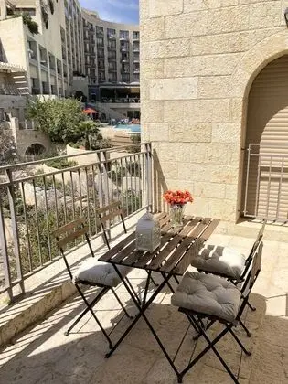 Classic Çatı Katı Süiti (Penthouse), 2 Yatak Odası, Bahçe Manzaralı, Bahçeli