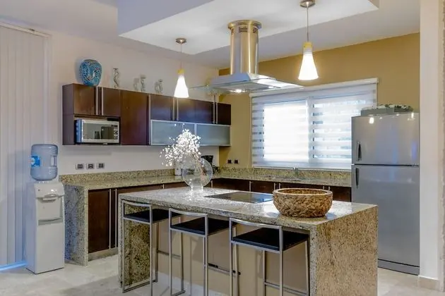 Luxury Apart Daire, 2 Yatak Odası, Havuz Manzaralı, Havuz Kenarı