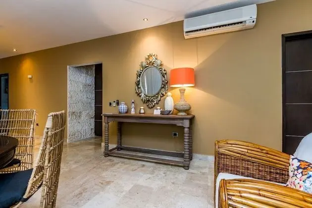 Luxury Apart Daire, 2 Yatak Odası, Havuz Manzaralı, Havuz Kenarı
