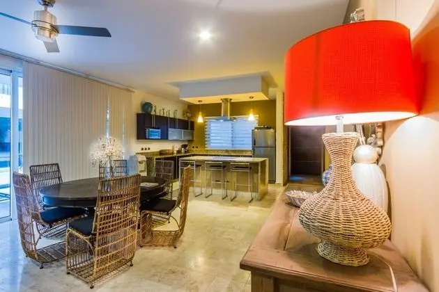 Luxury Apart Daire, 2 Yatak Odası, Havuz Manzaralı, Havuz Kenarı