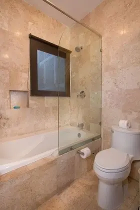 Luxury Apart Daire, 2 Yatak Odası, Havuz Manzaralı, Havuz Kenarı