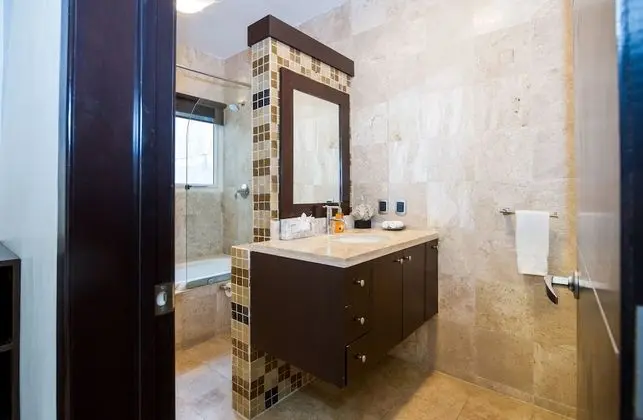 Luxury Apart Daire, 2 Yatak Odası, Havuz Manzaralı, Havuz Kenarı