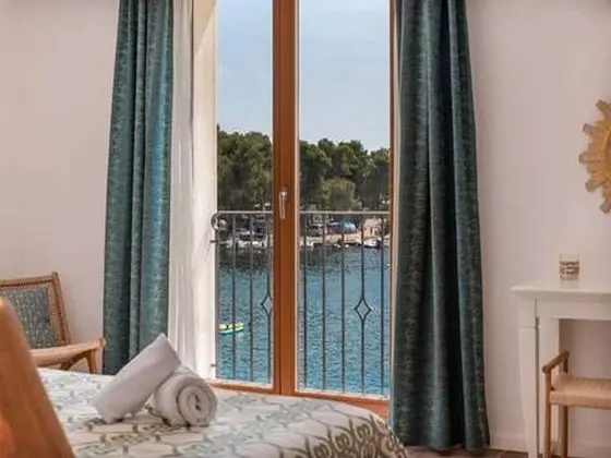 Tek Büyük Yataklı Oda (Double Room with Sea View 2)
