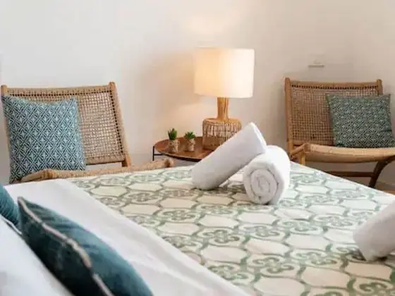 Tek Büyük Yataklı Oda (Double Room with Sea View 2)