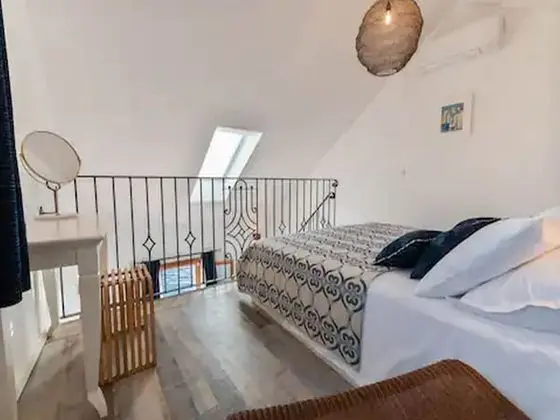 Tek Büyük Yataklı Oda (Double Room with Sea View 4)