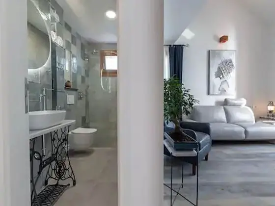 Tek Büyük Yataklı Oda (Double Room with Sea View 4)