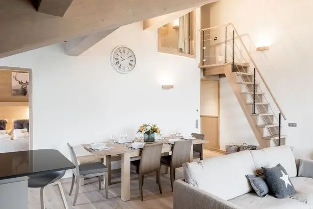 Apart Daire, 4 Yatak Odası, Balkon