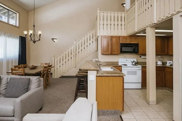 Daire, 2 Yatak Odası (Two Bedroom with Loft Condominium)