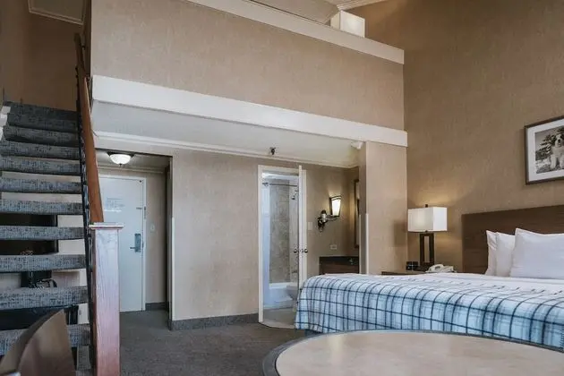 Oda (Hotel Loft Room Sleeps 4)