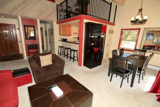 1-Bedroom Condo Near Center of Town