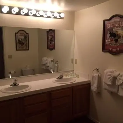 2-Bedroom Condo Near Ski Lifts