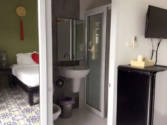 Medium Double Room 1