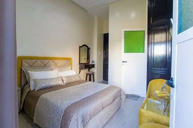 Standard Tek Büyük Yataklı Oda