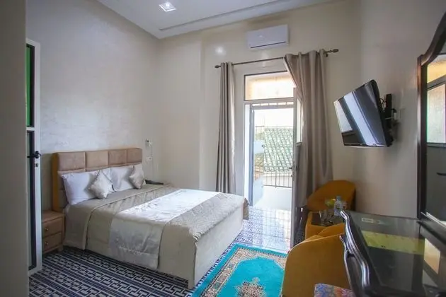 Standard Tek Büyük Yataklı Oda