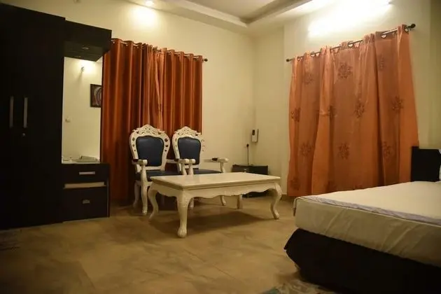 Romantic Oda, 1 En Büyük (King) Boy Yatak, Şehir Manzaralı