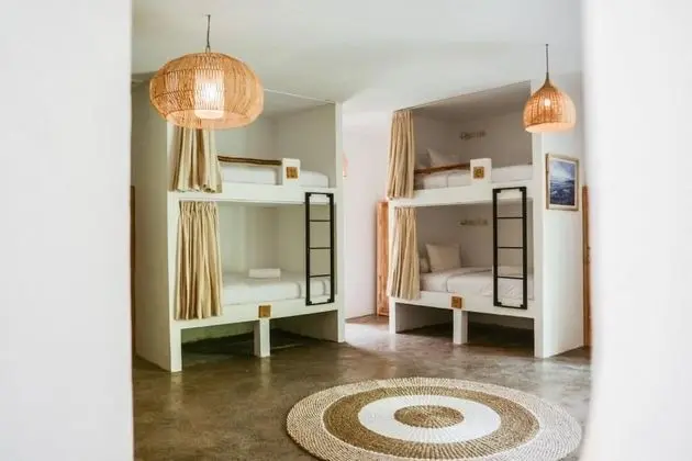 Deluxe Ortak Ranzalı Oda