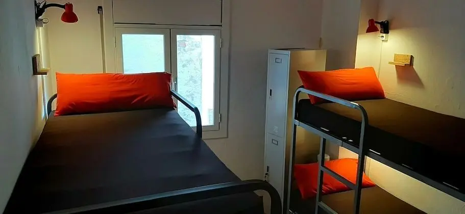 Ortak Ranzalı Oda, Karma Ranzalı Oda (1 bed in a 6-Bed Dormitory Room)