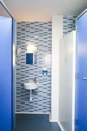 Ortak Ranzalı Oda, Karma Ranzalı Oda (1 bed in a 6-Bed Dormitory Room)