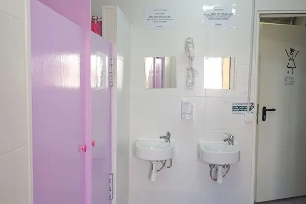 Ortak Ranzalı Oda, Sadece kadınlar için, Ortak Banyo (1 bed in a 4-Bed Dormitory Room)