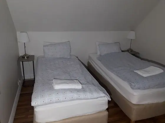 Basic Tek Büyük veya İki Ayrı Yataklı Oda, Ortak Banyo