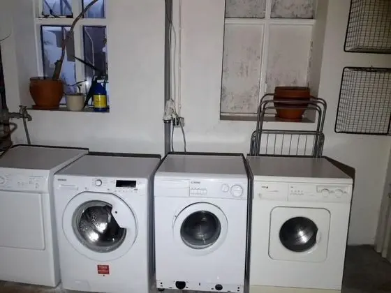 Basic Tek Büyük veya İki Ayrı Yataklı Oda, Ortak Banyo