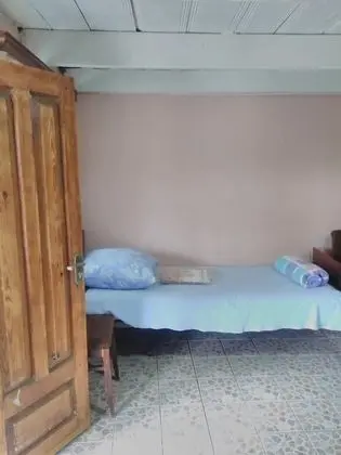 Üç Kişilik Oda, Ortak Banyo