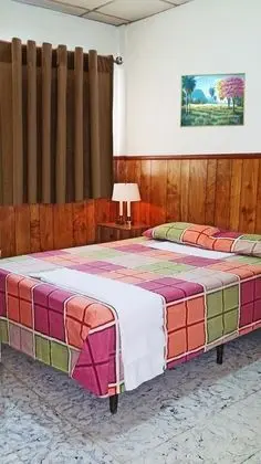 Üç Kişilik Oda