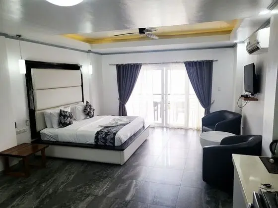 Penthouse Room