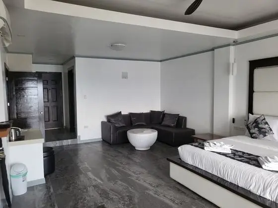 Penthouse Room
